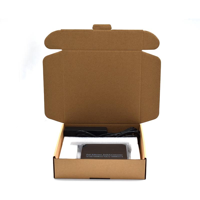 Product Gallery: Unmanaged 2 Port PoE Media Converter, Gigabit, 2 SC Fiber Uplink, Metal Housing for Desktop & Wall Mount 2
