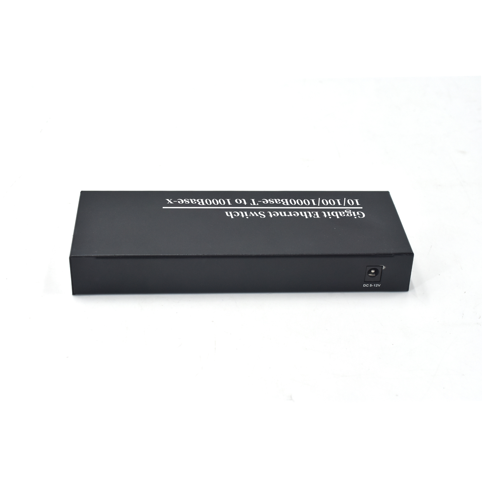 Product Gallery: Unmanaged Fiber Optic to Ethernet Media Converter, 4 Gigabit RJ45 + 4 SC Fiber Ports, 1.25Gbps, Plug-and-Play, Desktop/Wall Mount for Industrial & Commercial Networks 2