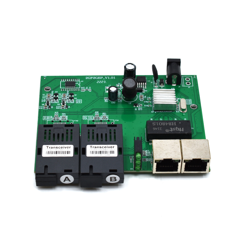 Product Gallery: Unmanaged 2 Port PoE Media Converter, Gigabit, 2 SC Fiber Uplink, Metal Housing for Desktop & Wall Mount 4