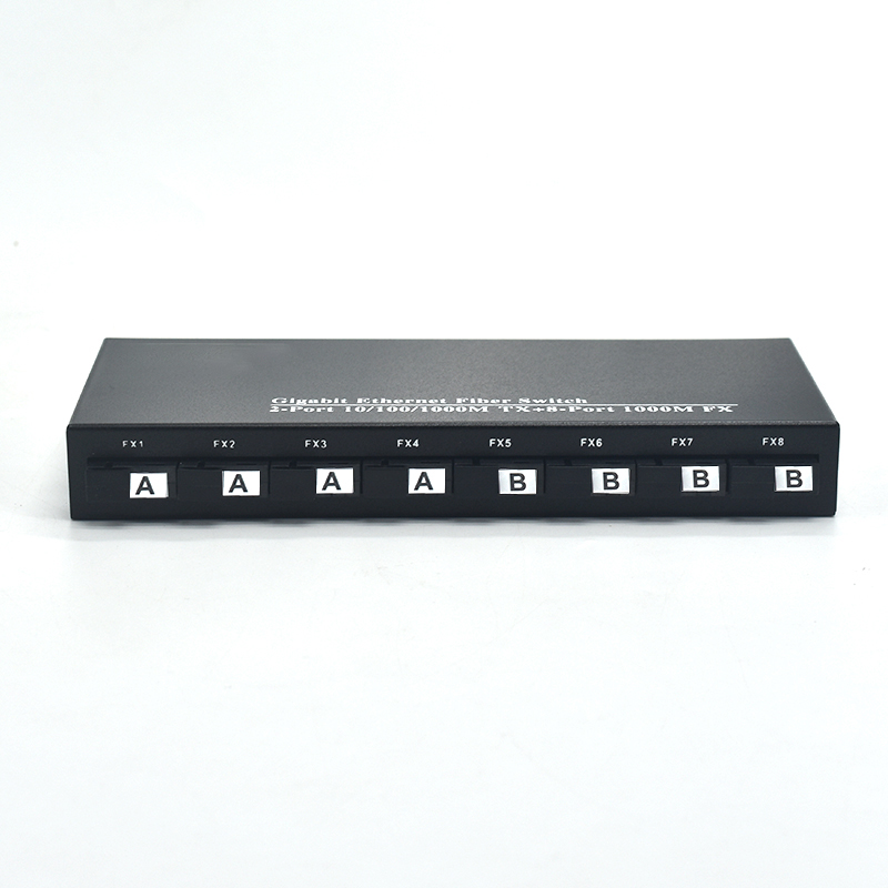 Product Gallery: Unmanaged Gigabit 2 Port PoE Powered Switch, 8 SC Fiber Ports, Plug and Play, Metal Housing for Remote Network Extension 4