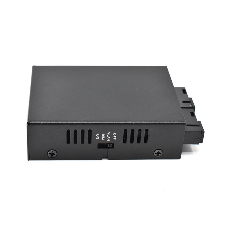 Product Gallery: Unmanaged Mini PoE Switch 4 Port to Fiber Media Converter, 2 SC Fiber Uplink, 250m Long Distance, VLAN Isolation, Metal Case for Surveillance & SME 4