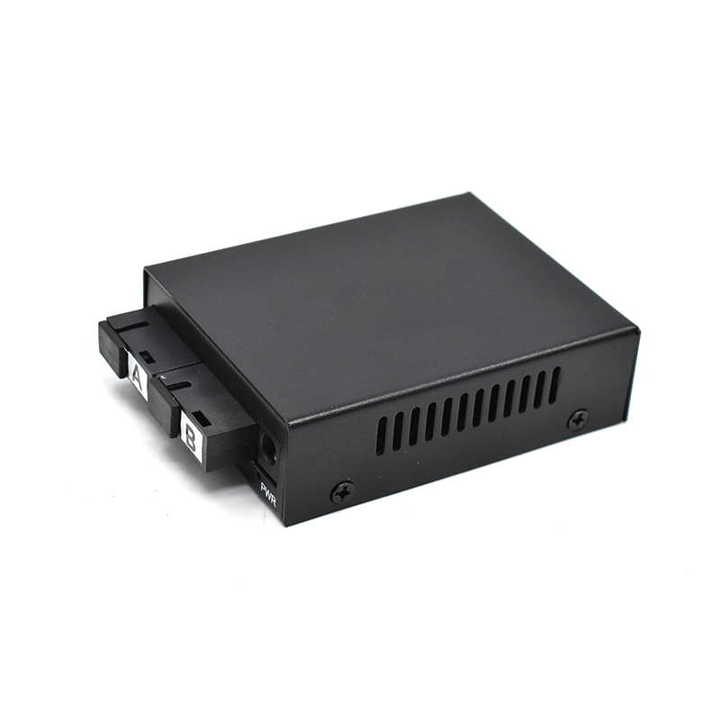 Product Gallery: Unmanaged Mini PoE Switch 4 Port to Fiber Media Converter, 2 SC Fiber Uplink, 250m Long Distance, VLAN Isolation, Metal Case for Surveillance & SME 5